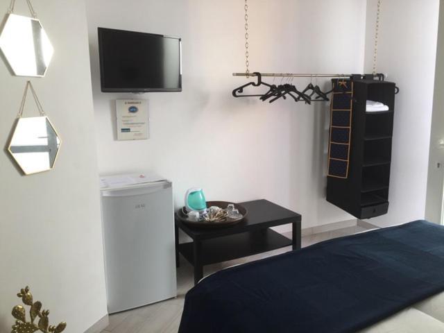 Isola Beddra Apartment