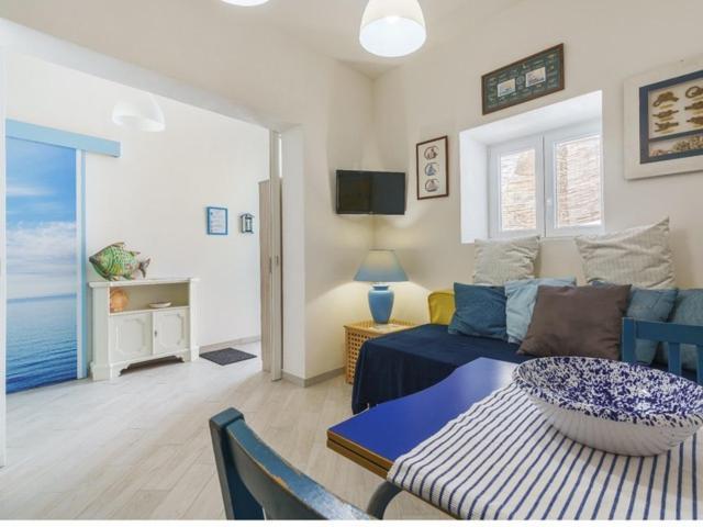 Apartment Isola Beddra